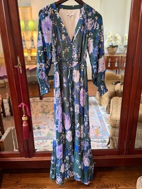 Dark Green Floral Maxi Dress with Lavender Blooms and Tie Waist